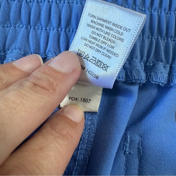 Figs Blue Scrub Set - Picture 12 of 16